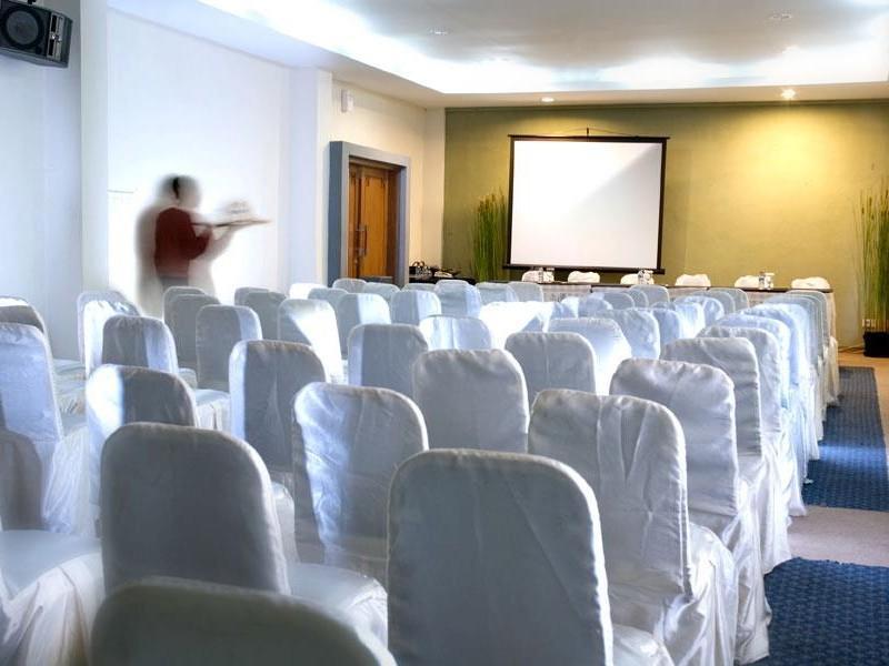 Hotel Cirebon Plaza 치레본 외부 사진