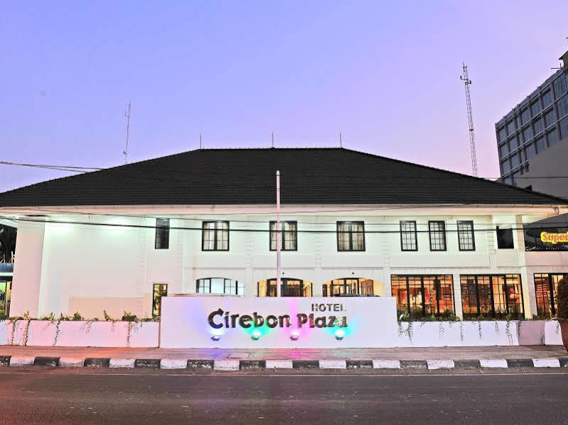 Hotel Cirebon Plaza 치레본 외부 사진